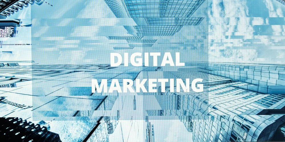 B2B digital marketing agency with a computer and notebook on the desk